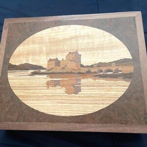 GORGEOUS!! BRAND NEW!! Eilean Donan Castle Sunset Jewelry Box